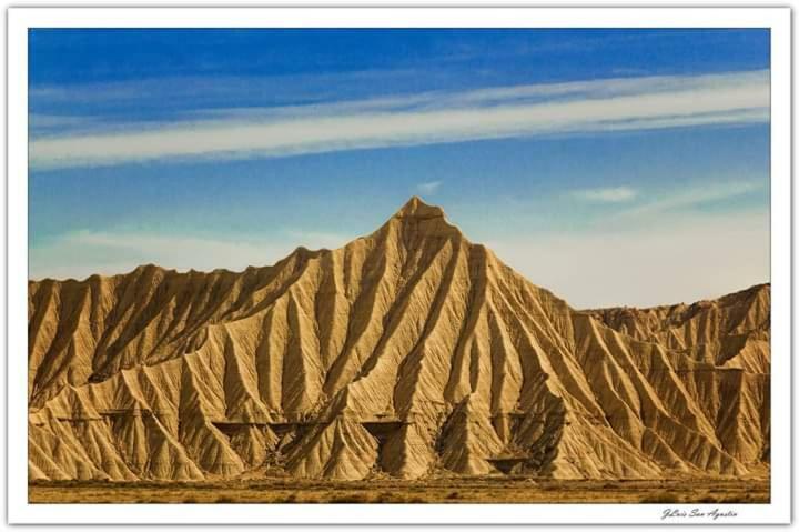 Sádaba Casa Junto Al Parque Natural De Las Bardenas מראה חיצוני תמונה